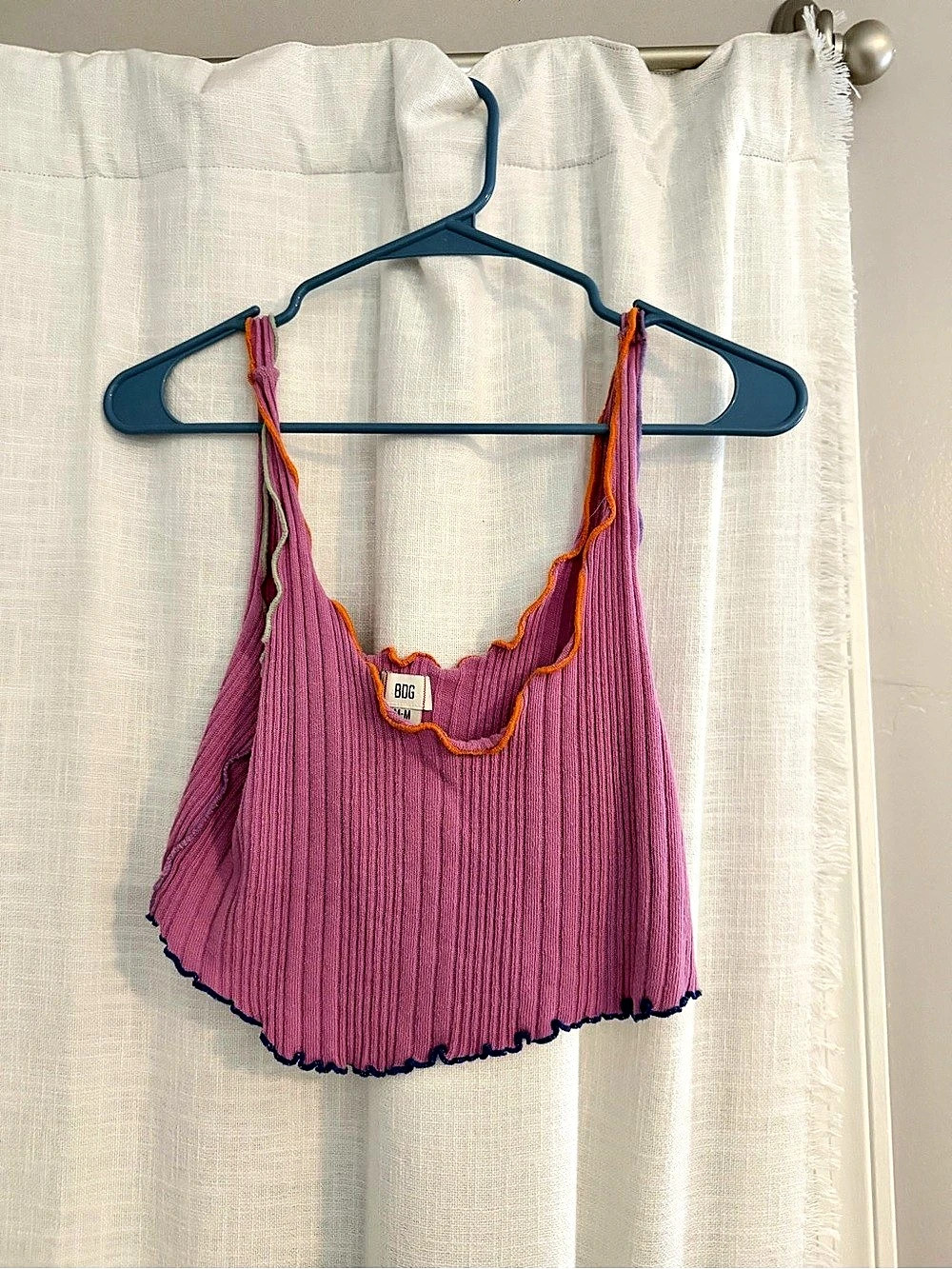 BDG Ribbed Tank Top in Pink Size Medium Like New